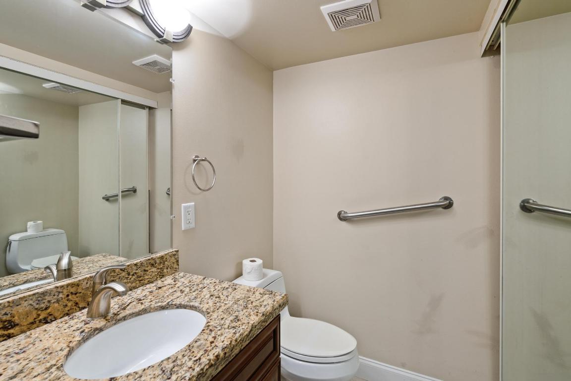 3125 San Fernando Drive Unit: 34-C