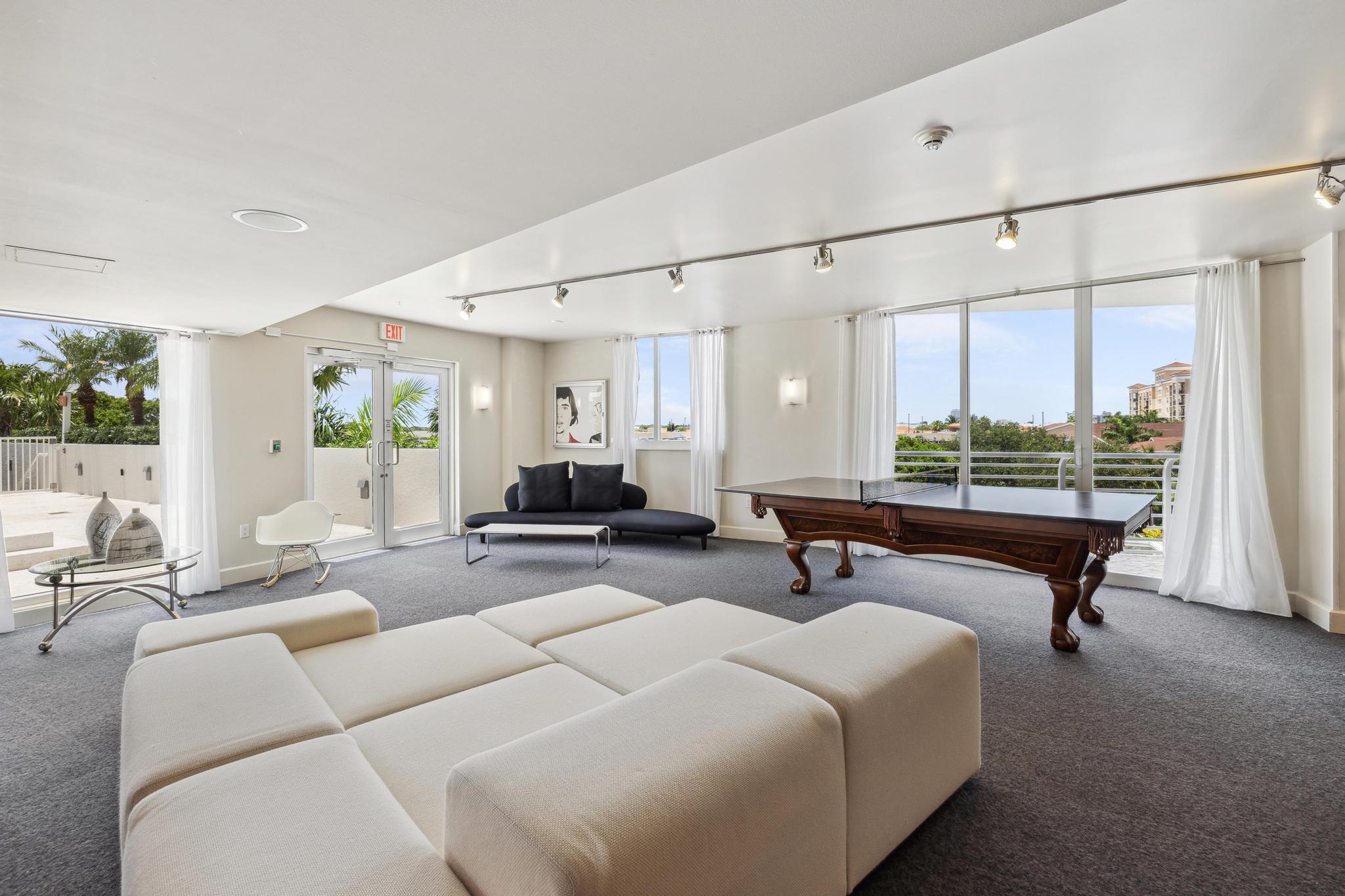 1551 N Flagler Drive Unit: 1405