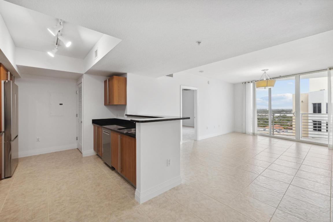 1551 N Flagler Drive Unit: 1405
