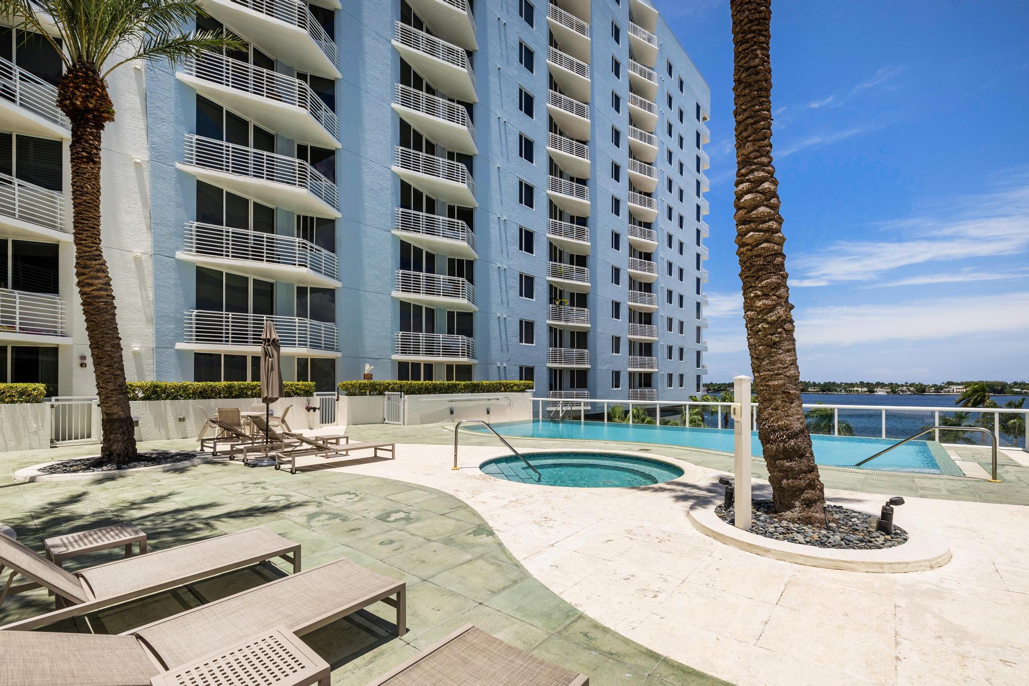 1551 N Flagler Drive Unit: 1405
