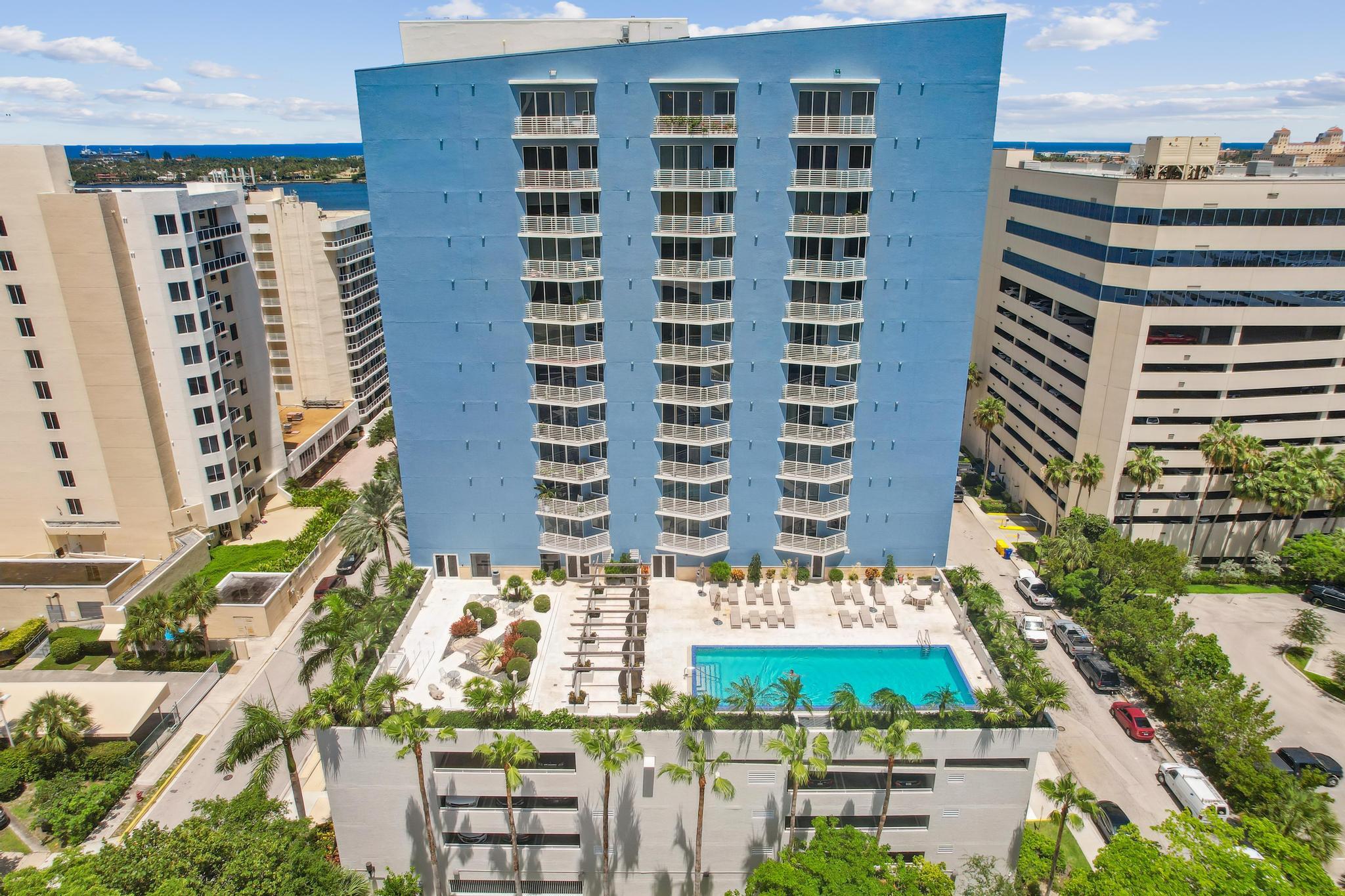 1551 N Flagler Drive 1415