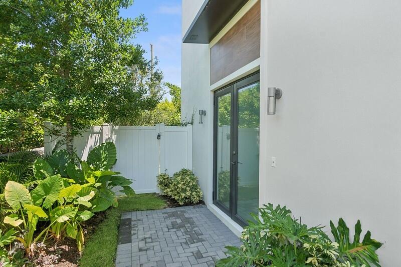 2201 Florida Boulevard