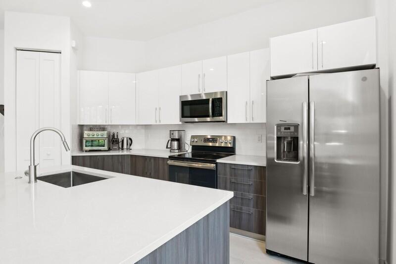 2201 Florida Boulevard