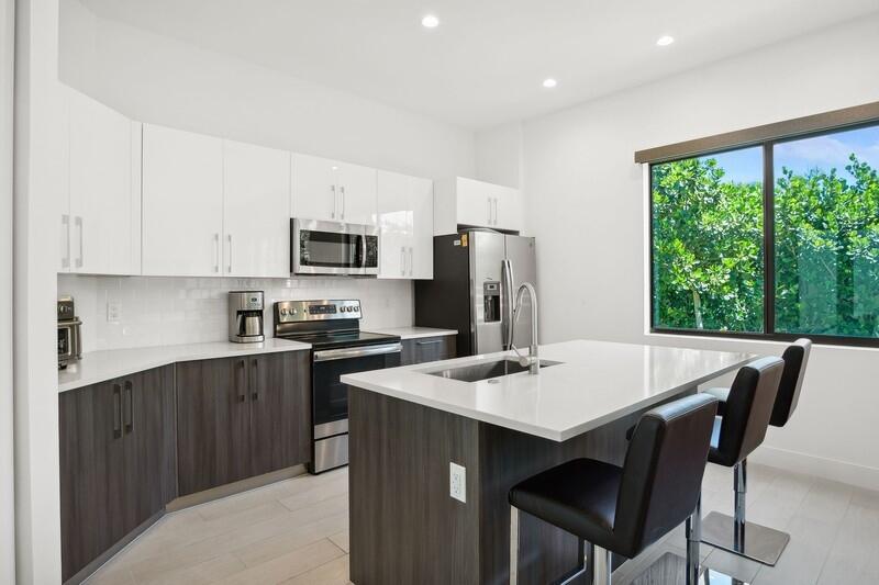 2201 Florida Boulevard