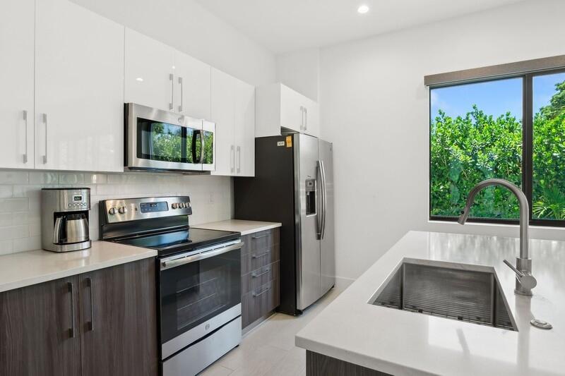 2201 Florida Boulevard