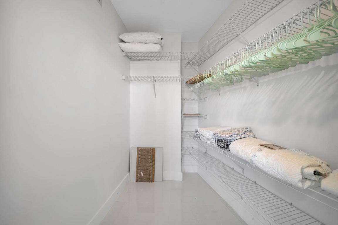 550 Okeechobee 1809 Boulevard 1809