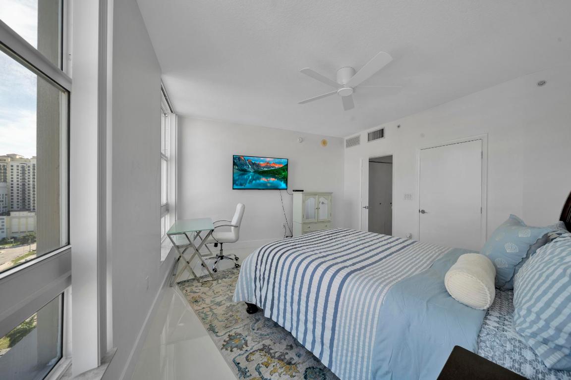 550 Okeechobee 1809 Boulevard 1809