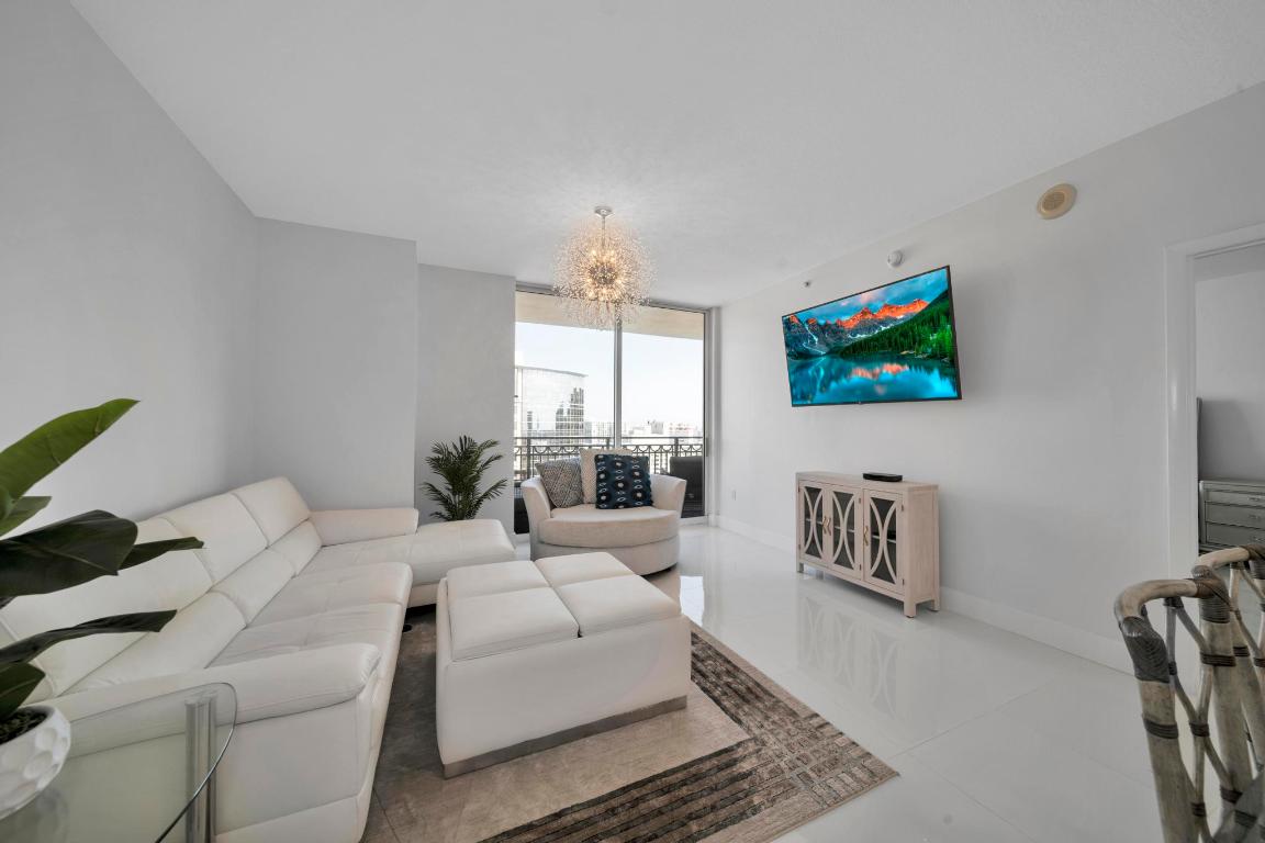 550 Okeechobee 1809 Boulevard 1809