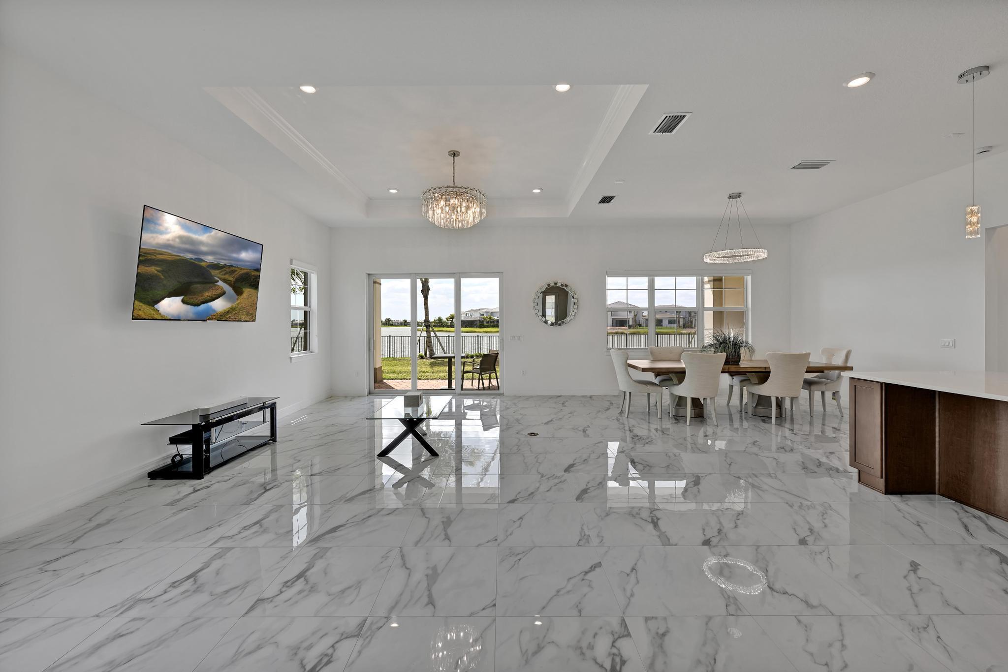 10874 Stellar Circle