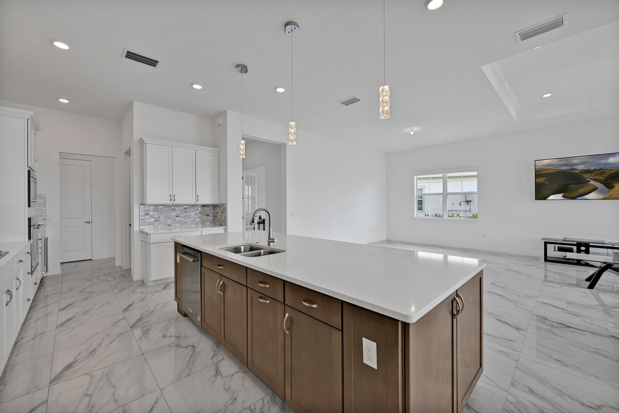 10874 Stellar Circle