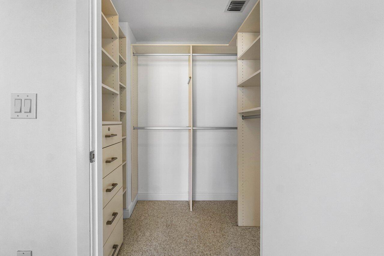 550 Okeechobee Boulevard 1709