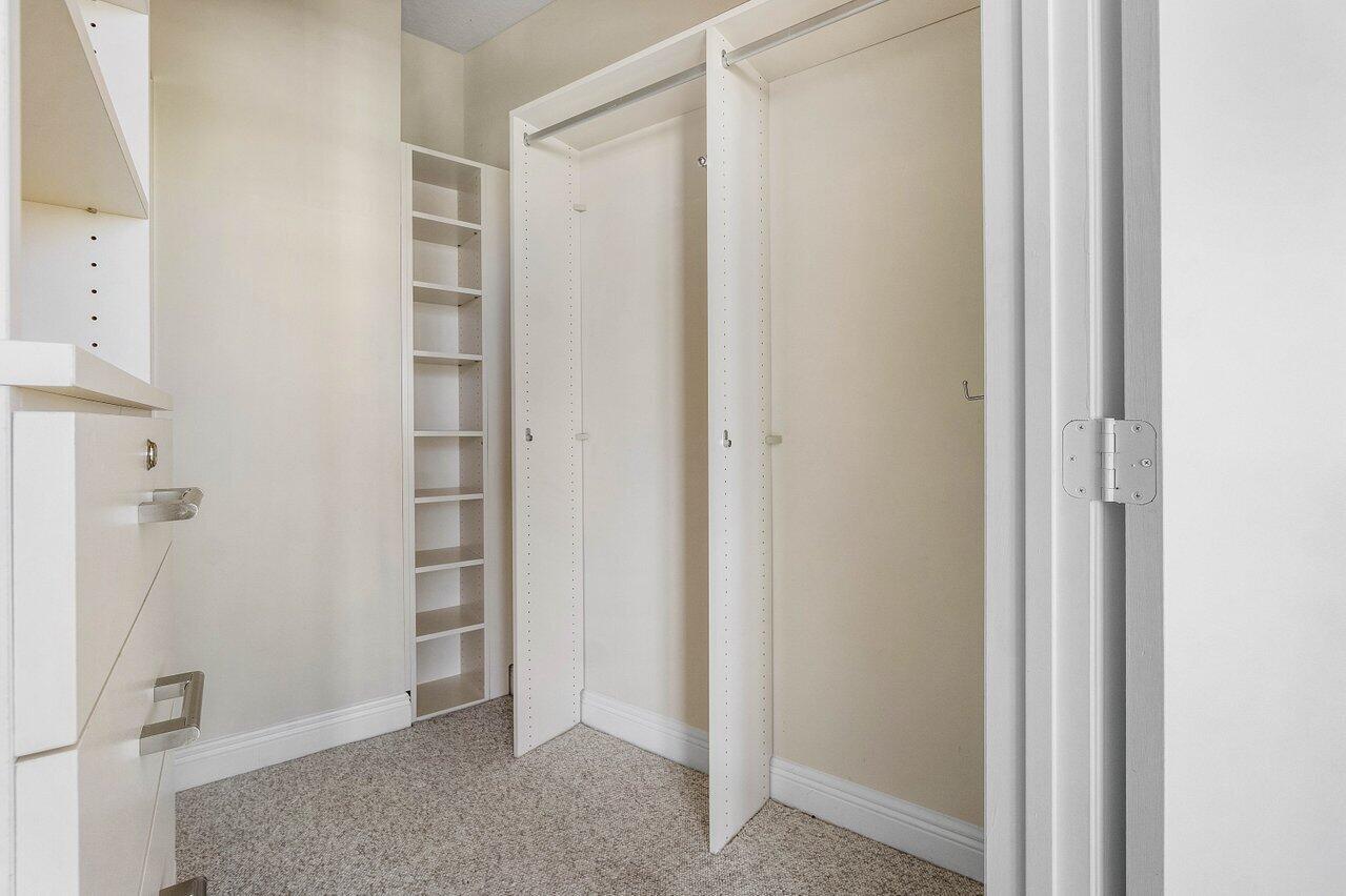 550 Okeechobee Boulevard 1709