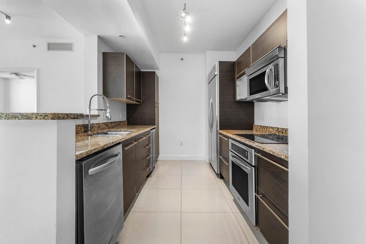 550 Okeechobee Boulevard 1709