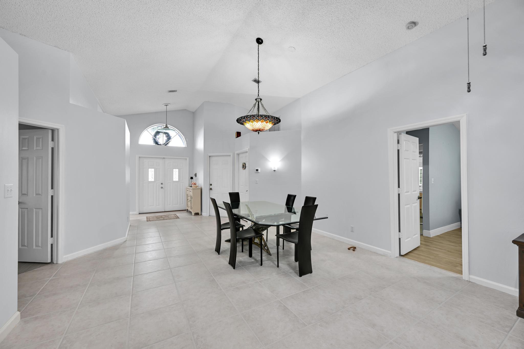 107 Saddle Trail