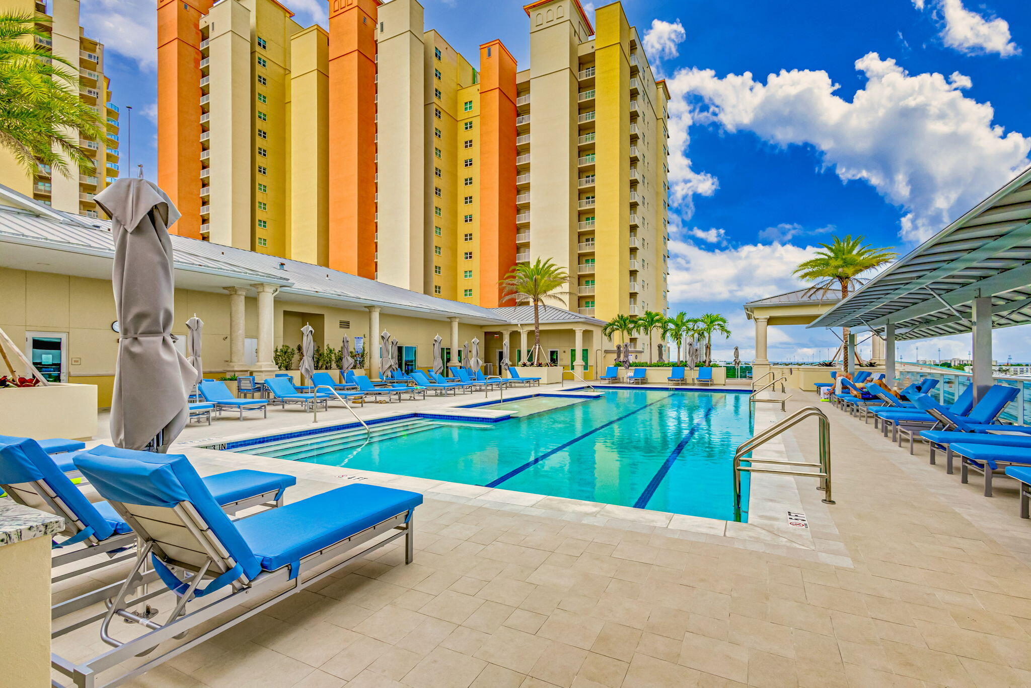 2640 Lake Shore Drive 1710