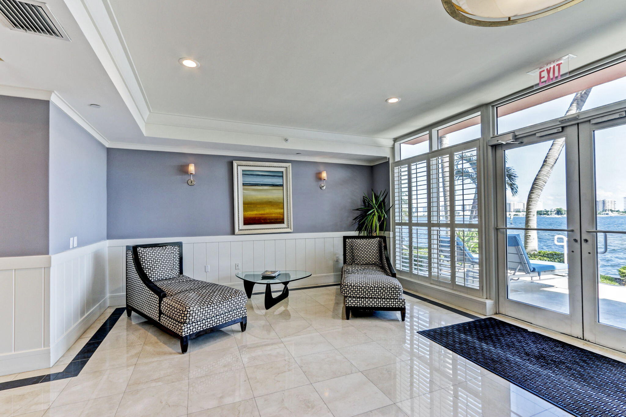 2640 Lake Shore Drive 1710
