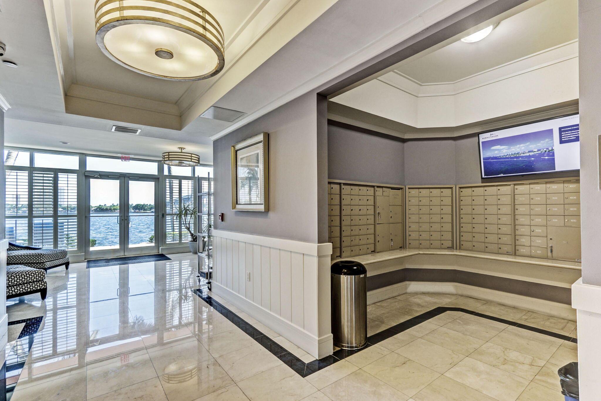 2640 Lake Shore Drive 1710