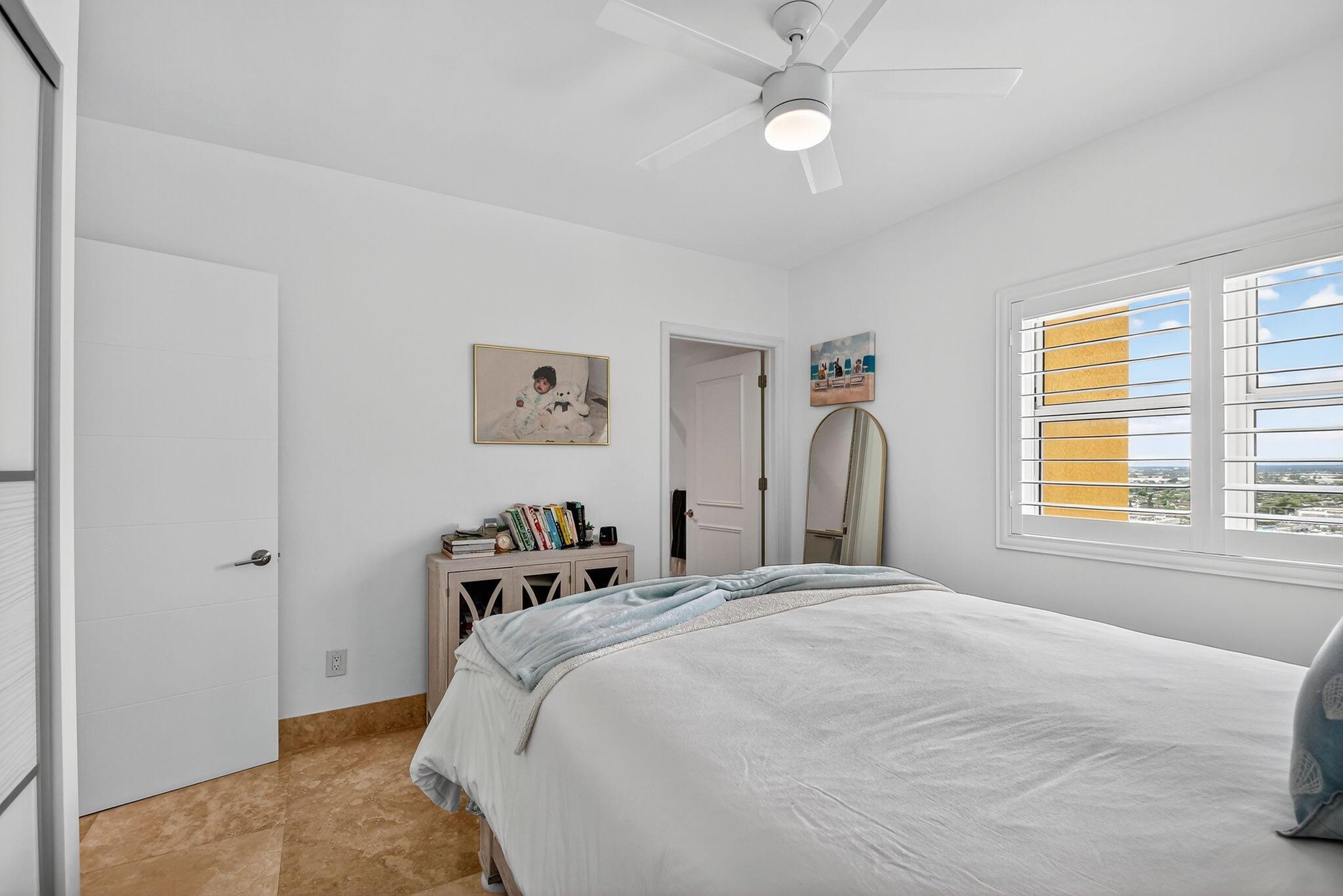 2640 Lake Shore Drive 1710