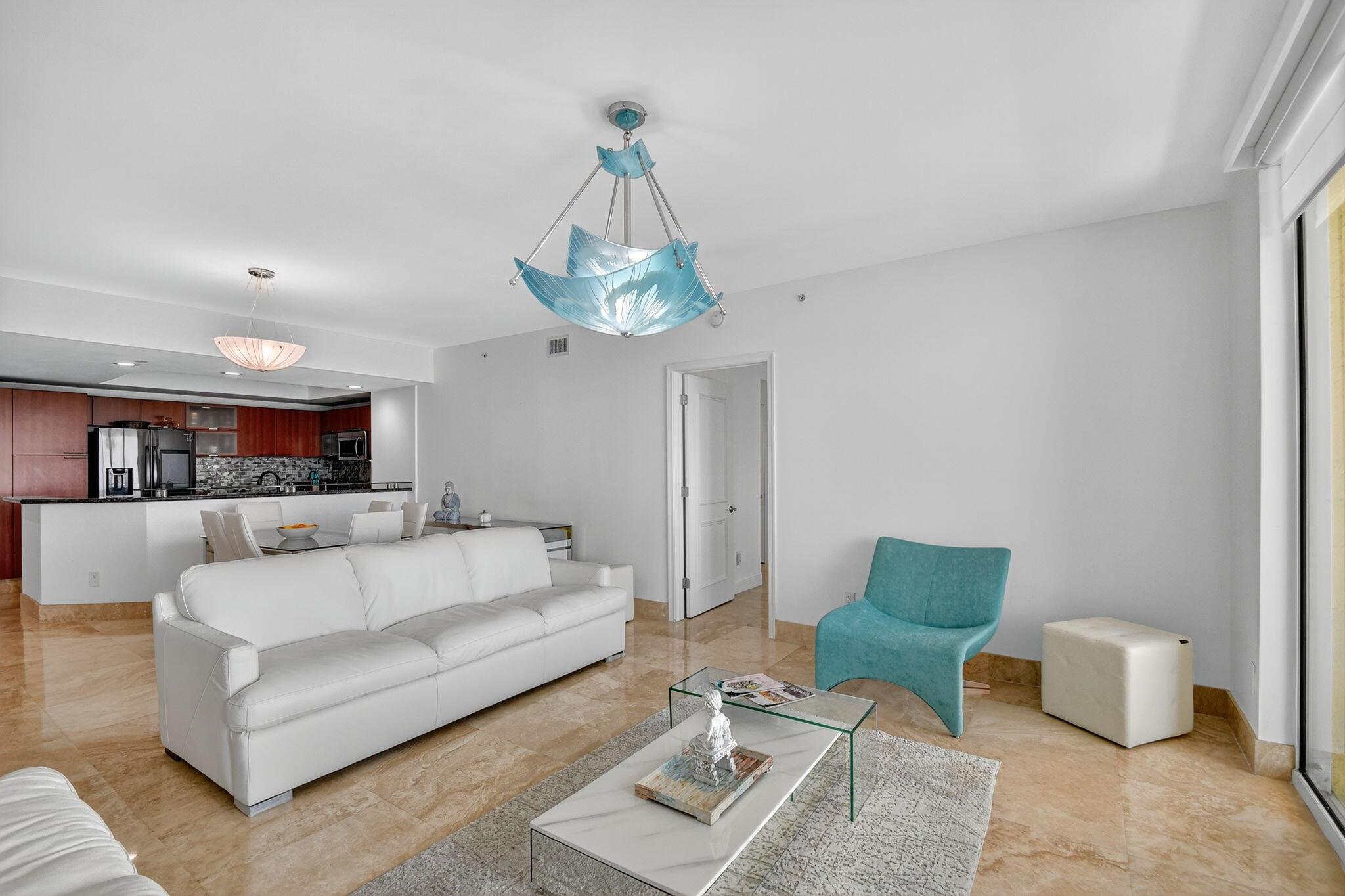 2640 Lake Shore Drive 1710