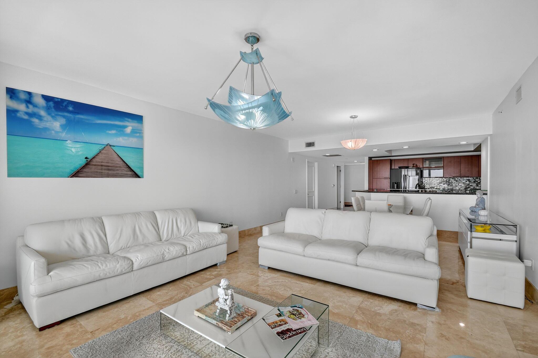 2640 Lake Shore Drive 1710