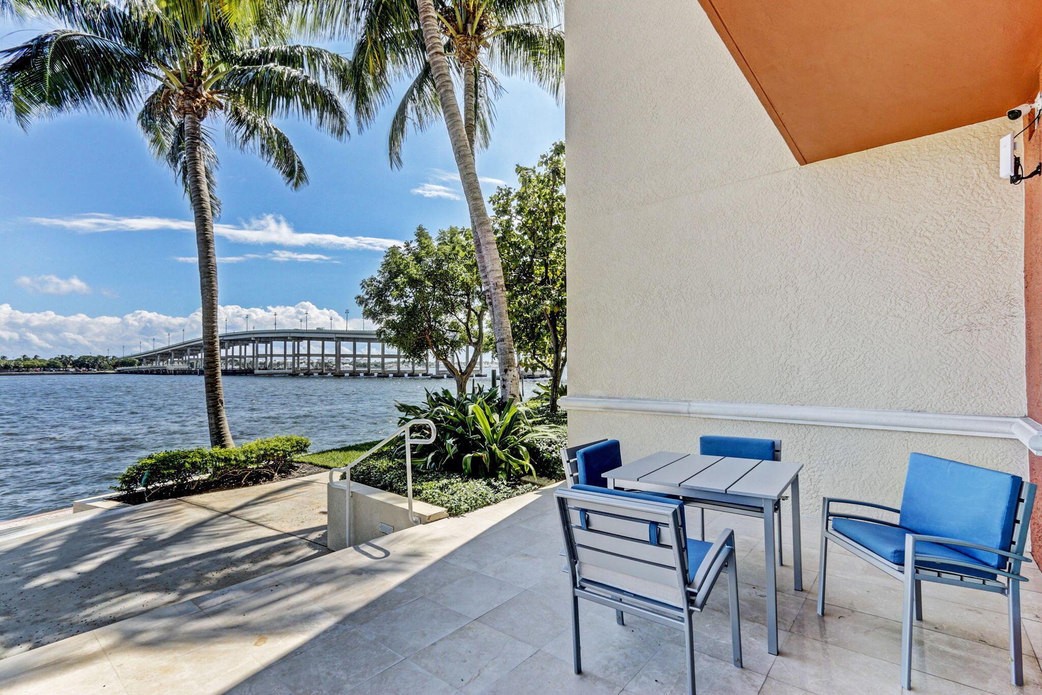 2640 Lake Shore Drive 1710