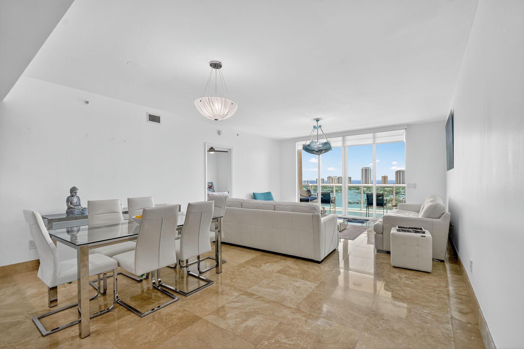 2640 Lake Shore Drive 1710