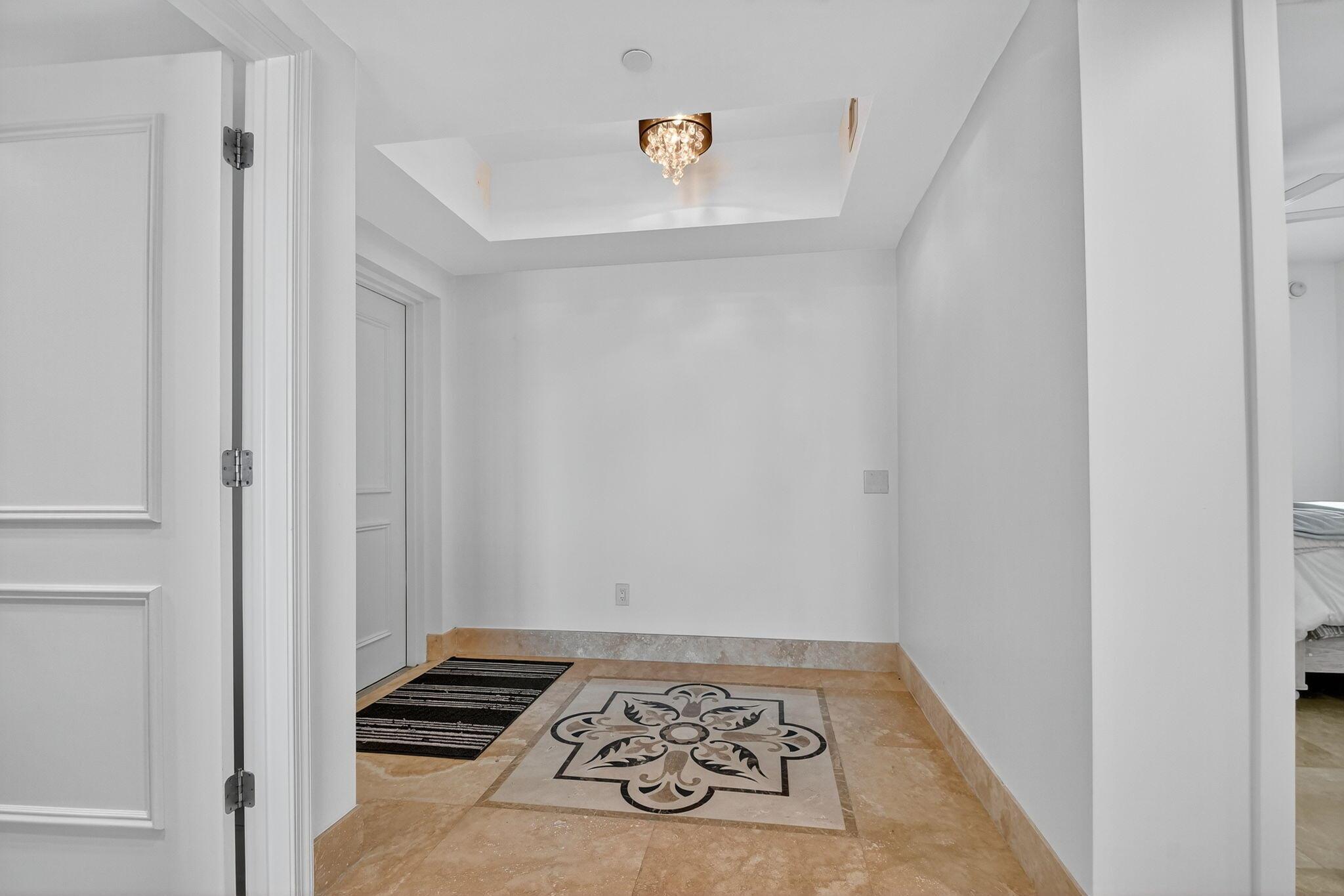 2640 Lake Shore Drive 1710