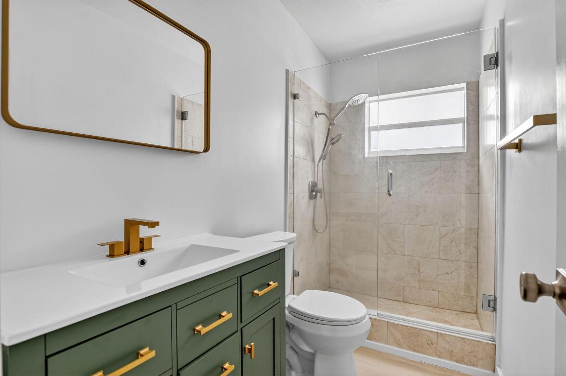 529 NE 18th Street 531