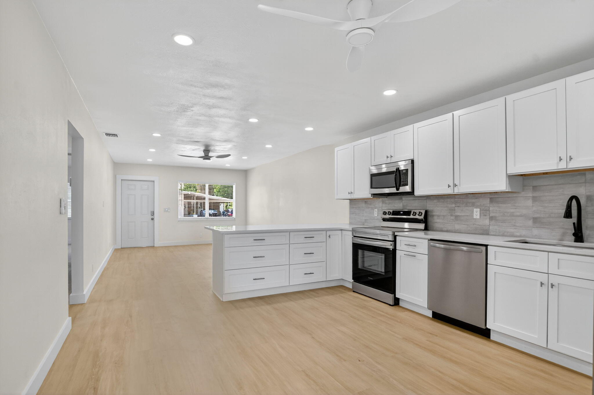 529 NE 18th Street 531