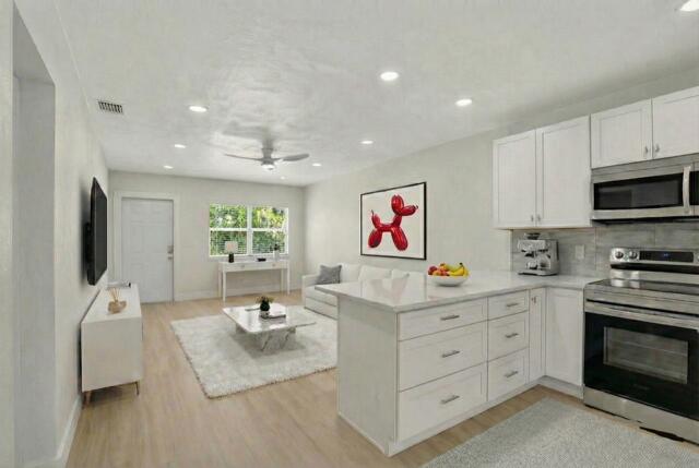 529 NE 18th Street 531