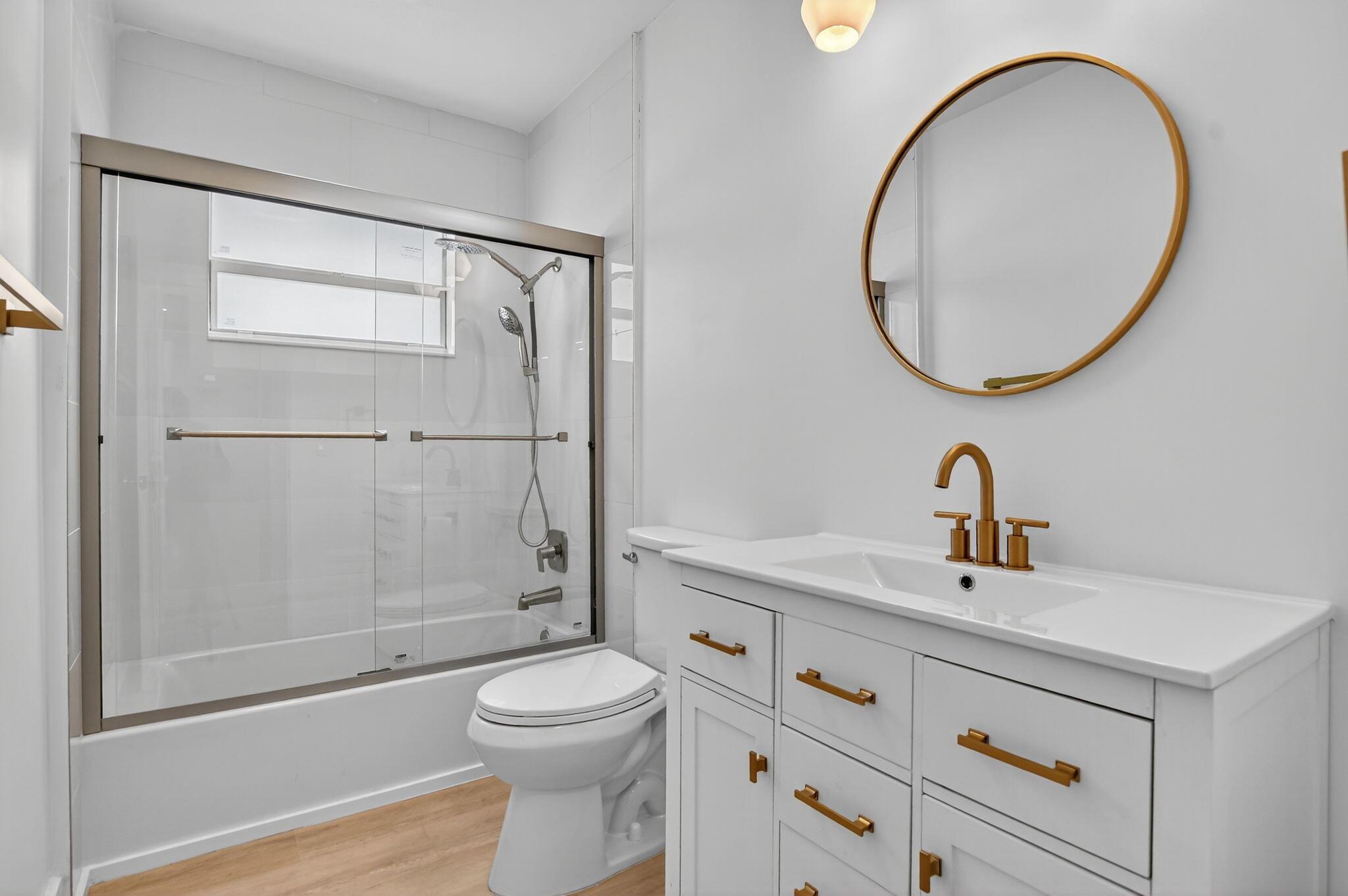 529 NE 18th Street 531