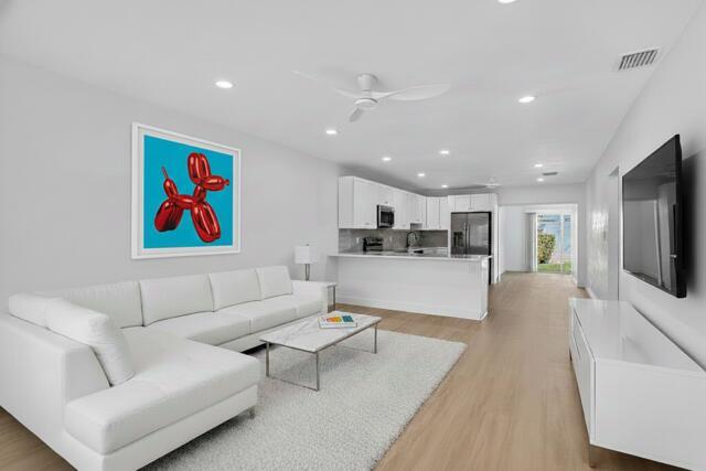 529 NE 18th Street 531