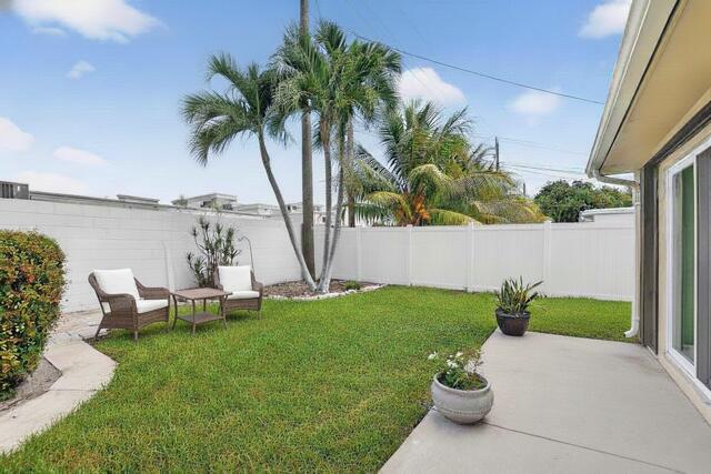 529 NE 18th Street 531