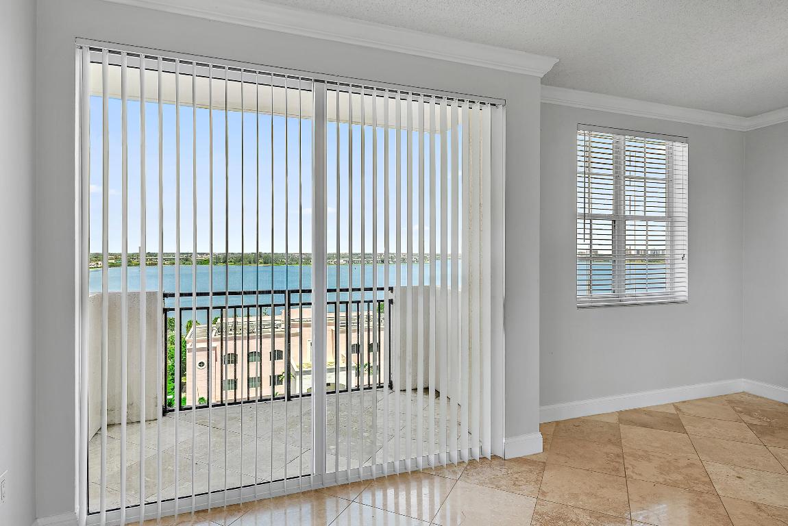 616 Clearwater Park Road 913