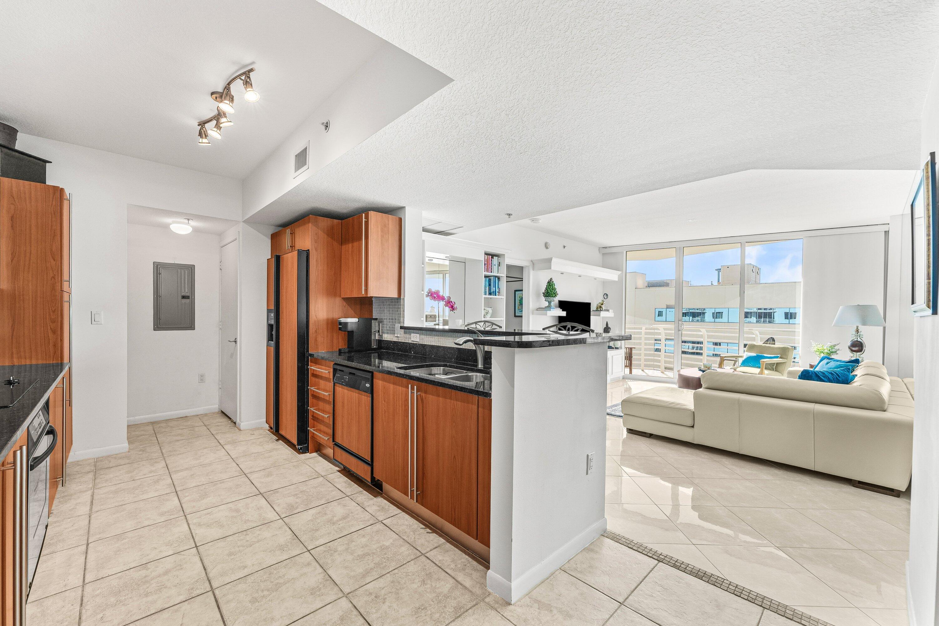 1551 N Flagler Drive 1415