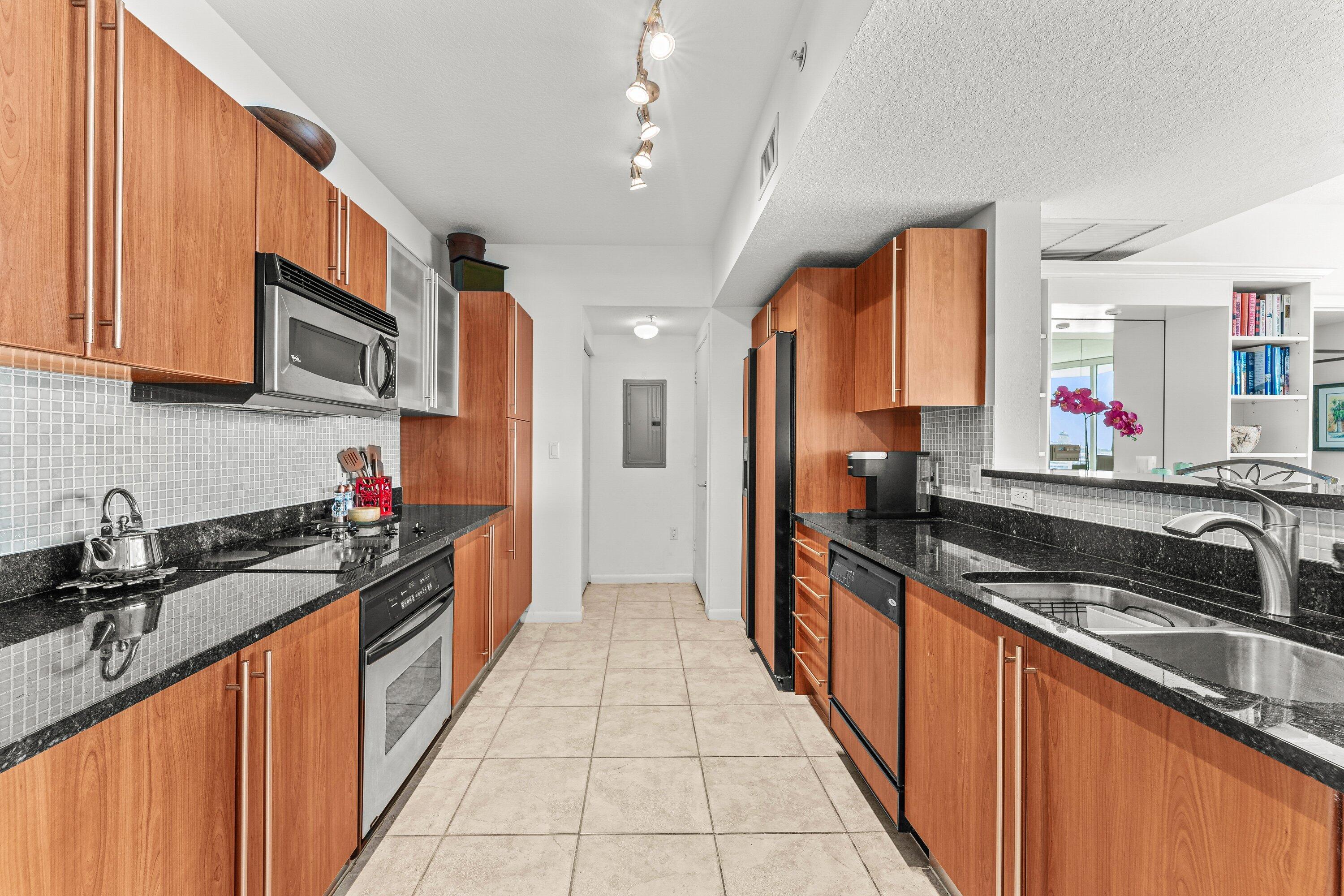 1551 N Flagler Drive 1415