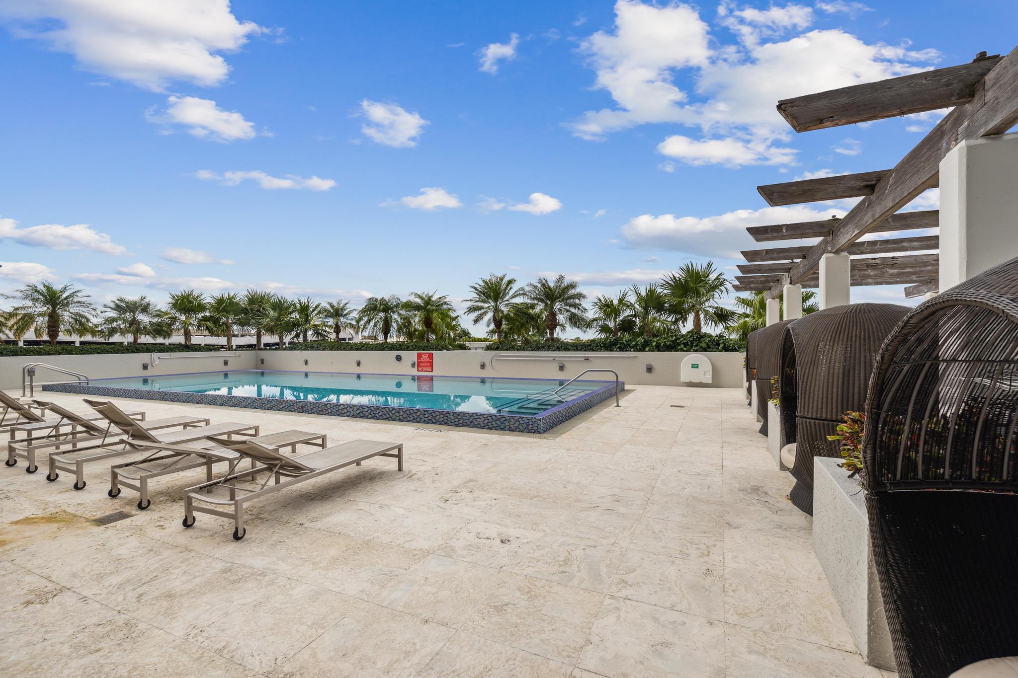 1551 N Flagler Drive 1415