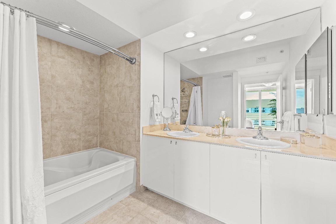 1551 N Flagler Drive 1415