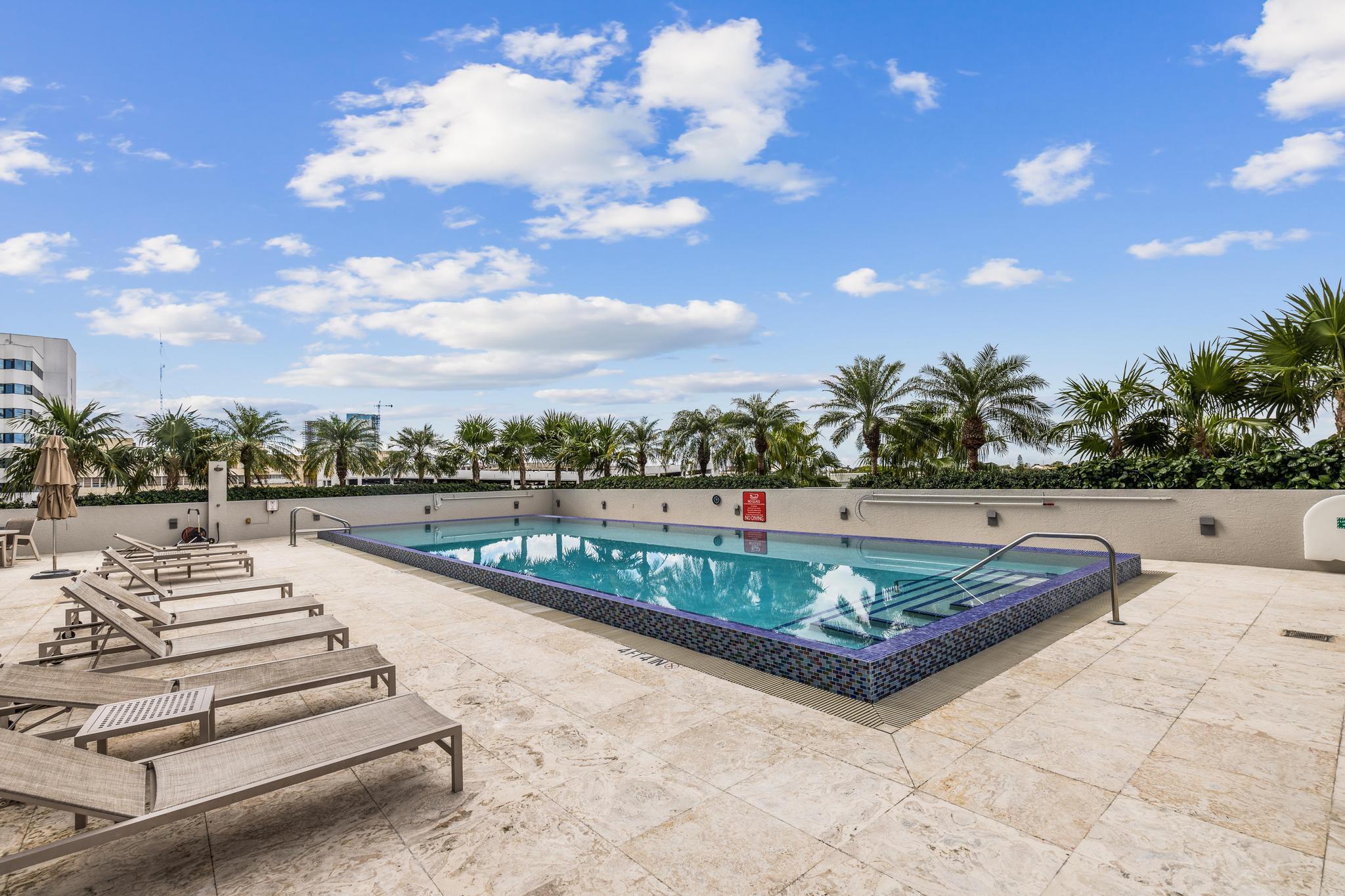 1551 N Flagler Drive 1415