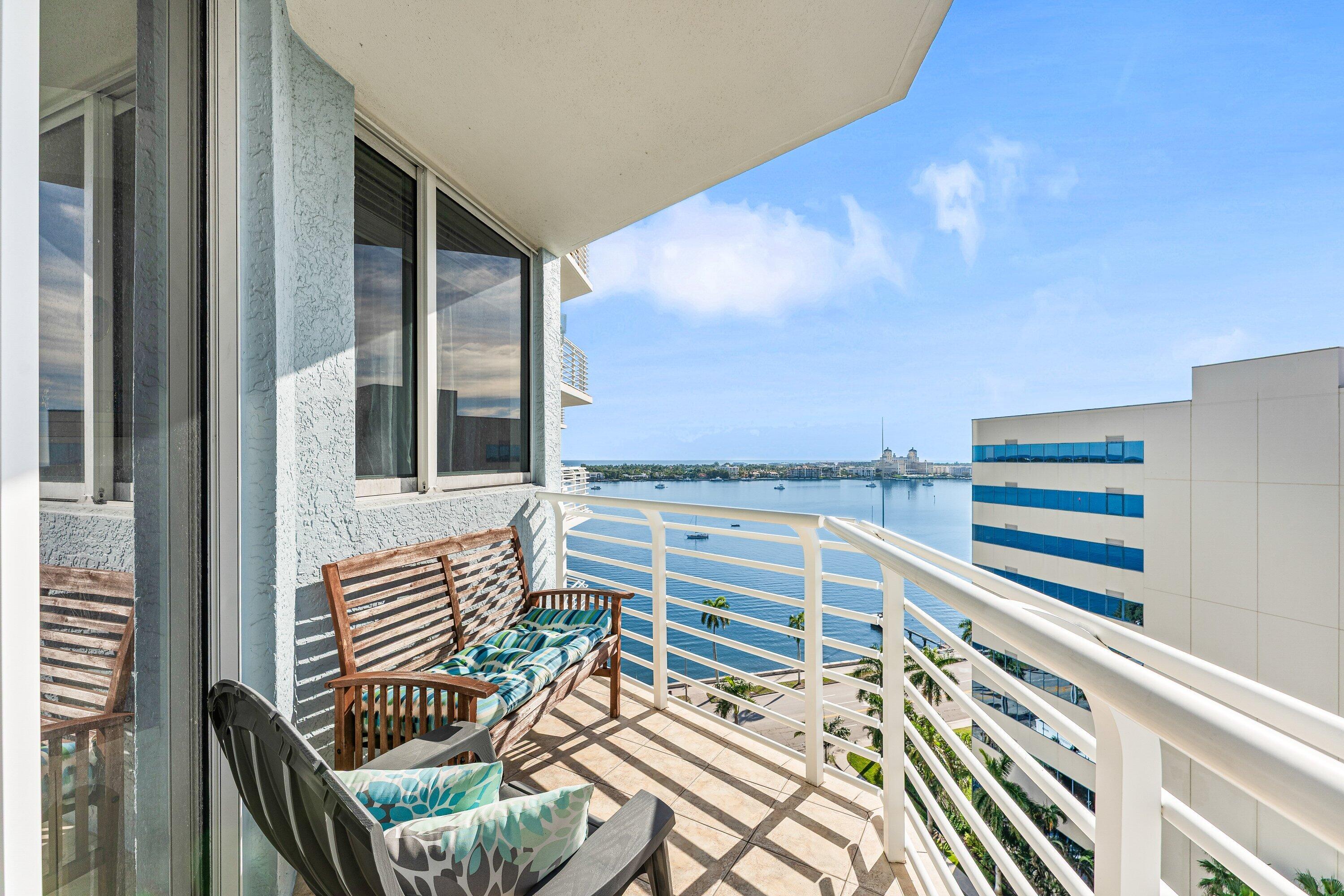 1551 N Flagler Drive 1415