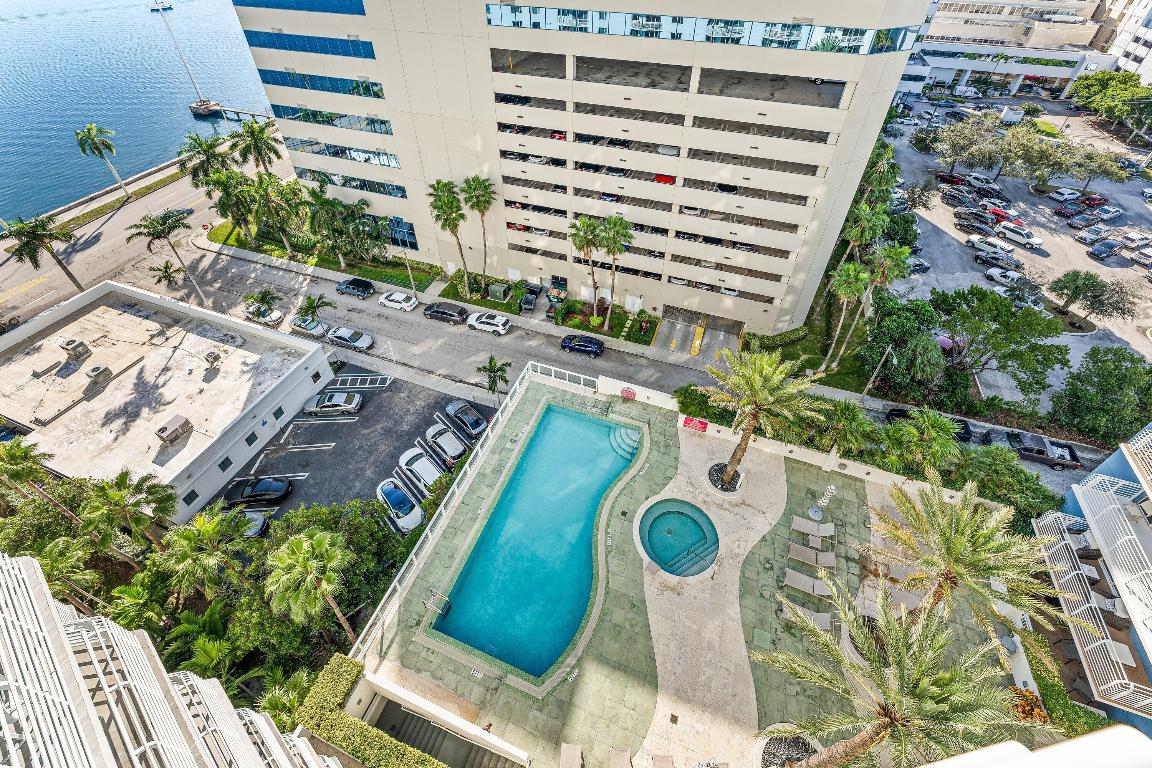 1551 N Flagler Drive 1415