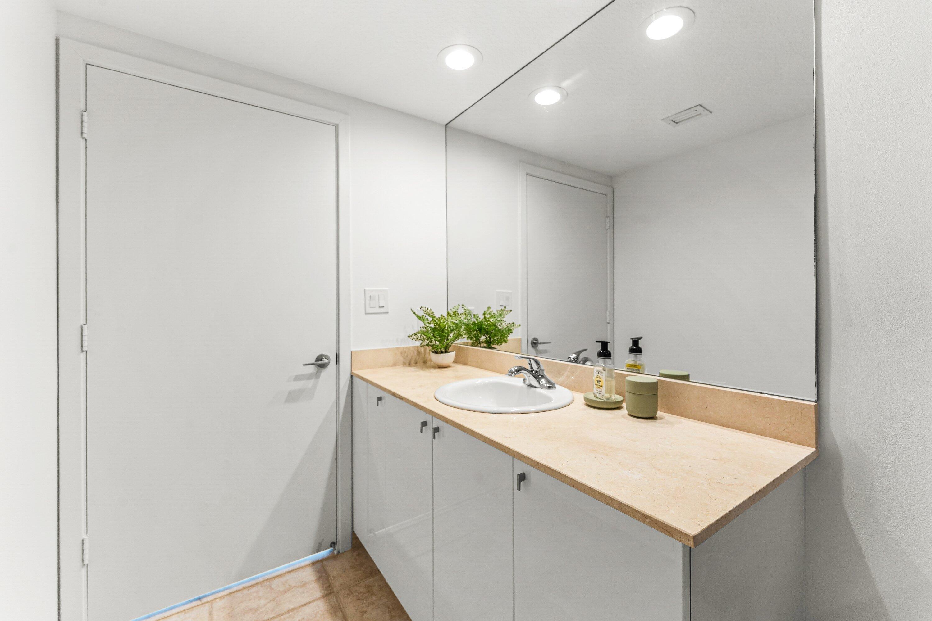 1551 N Flagler Drive 1415