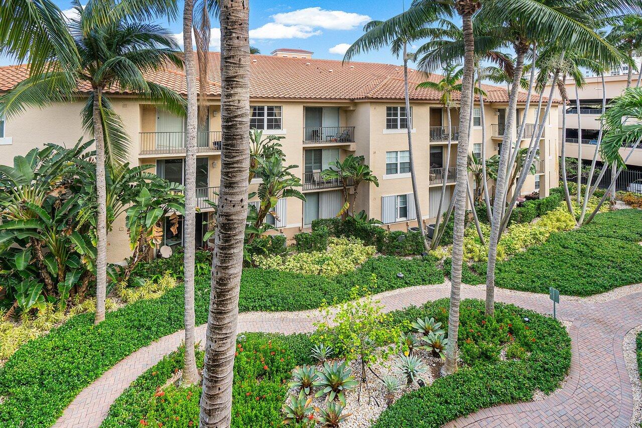 1805 N Flagler Drive 313