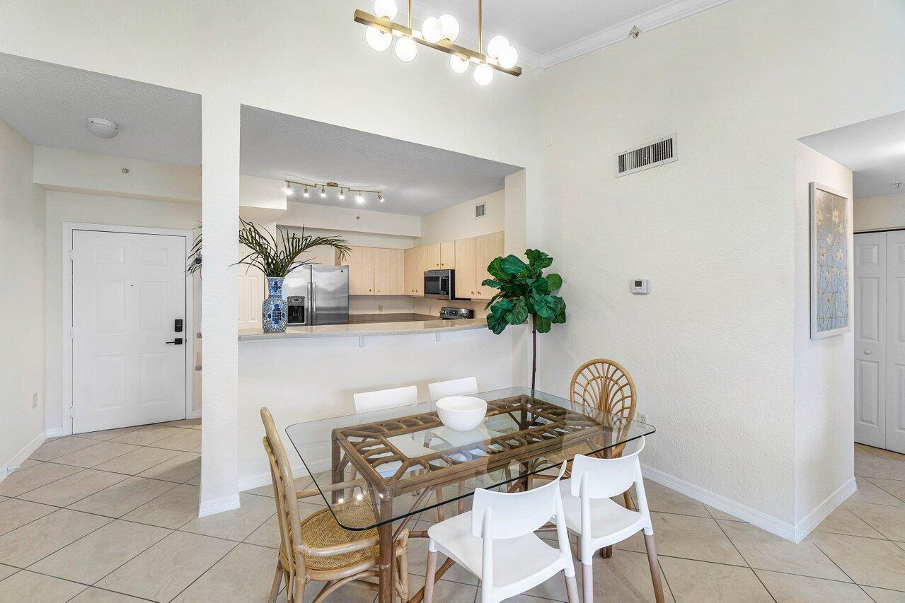 1805 N Flagler Drive 313