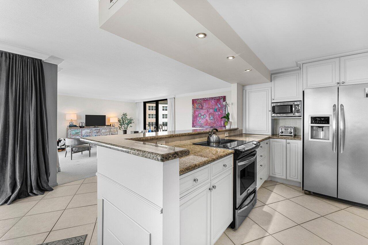 5420 N Ocean Drive 1605