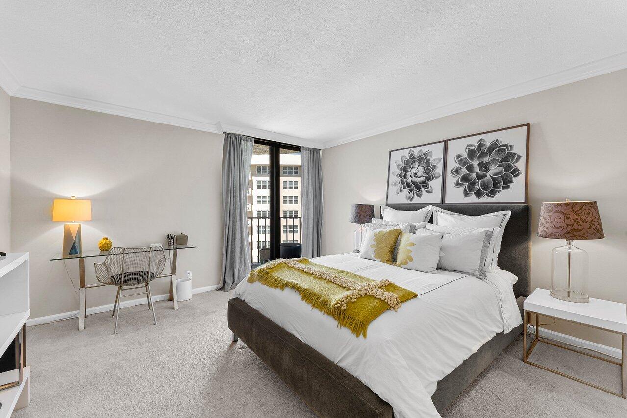 5420 N Ocean Drive 1605