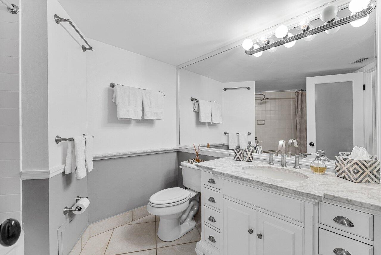 5420 N Ocean Drive 1605