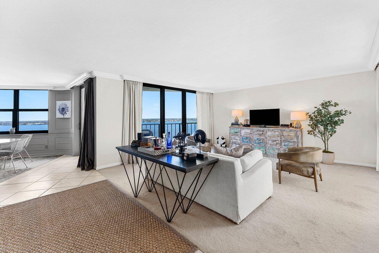 5420 N Ocean Drive 1605
