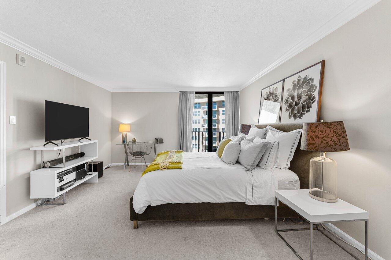 5420 N Ocean Drive 1605