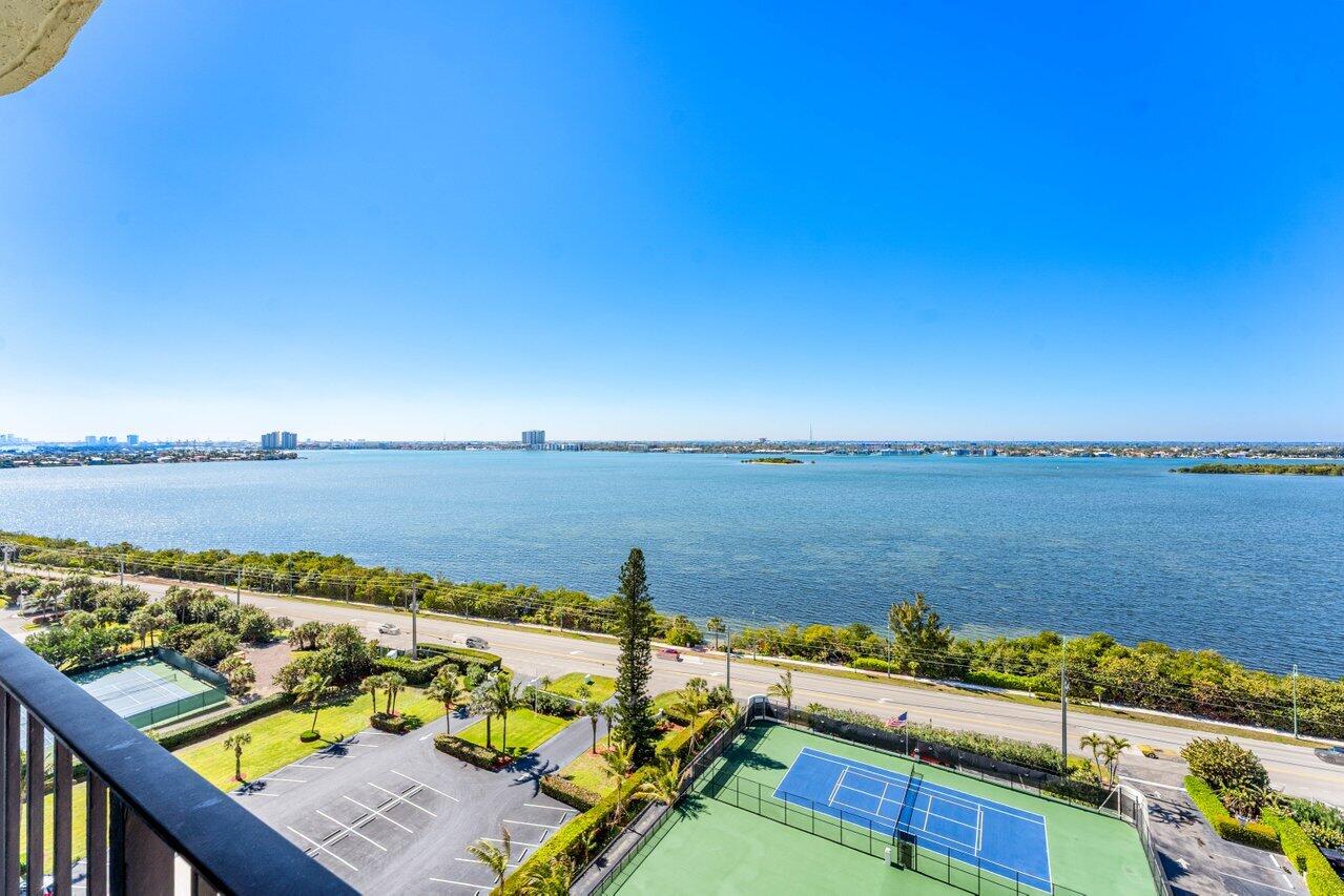 5420 N Ocean Drive 1605